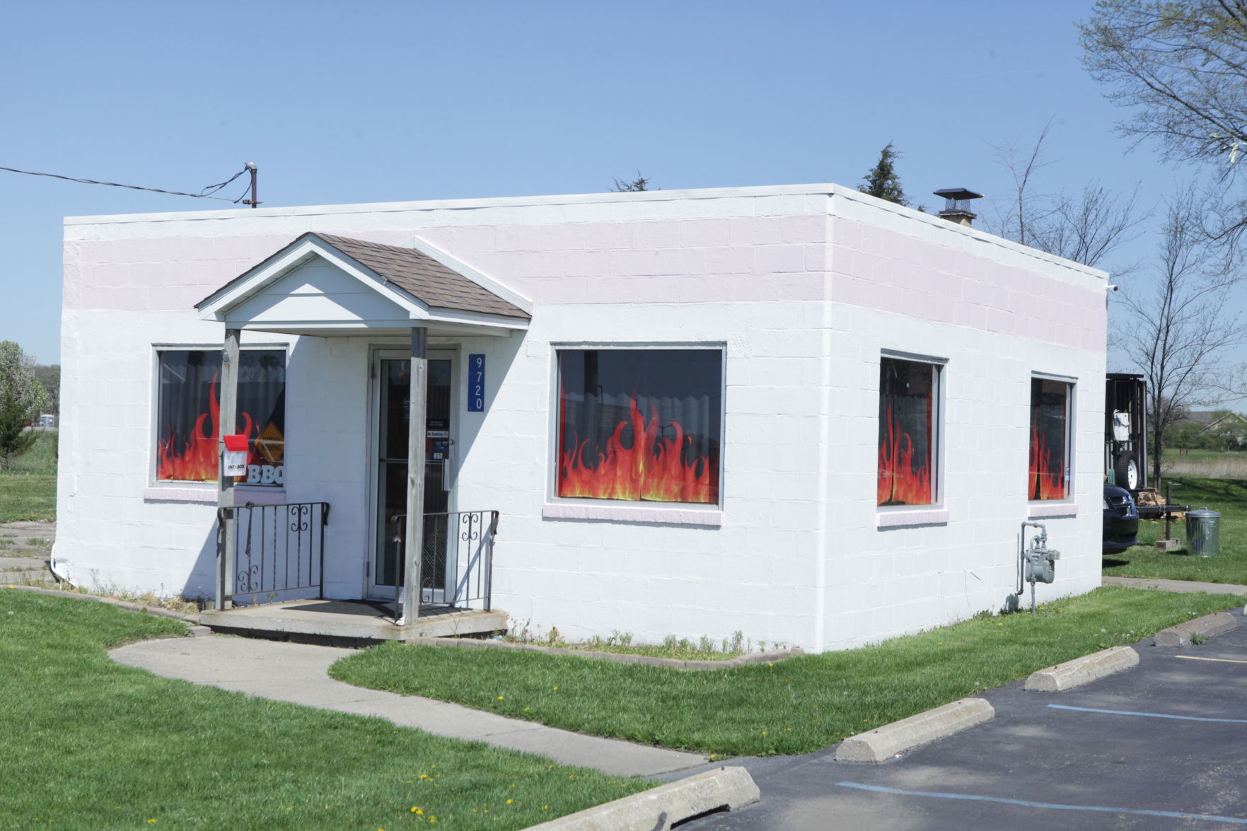 Frank's Backyard BBQ